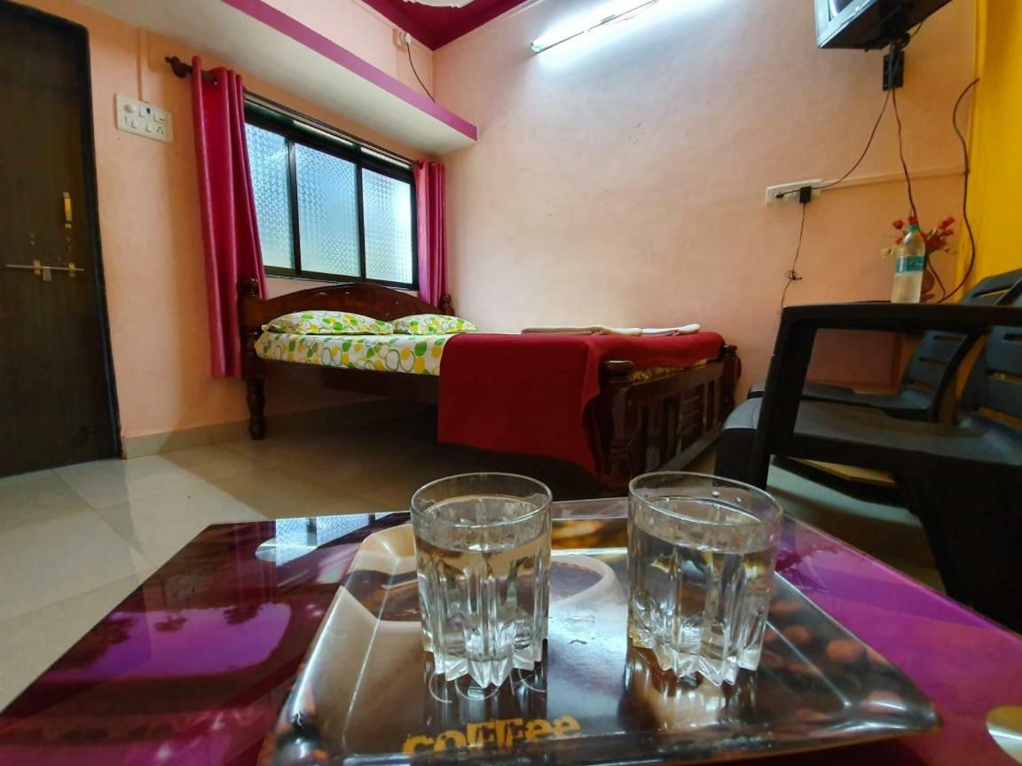 Serina House Mālvan Exteriér fotografie